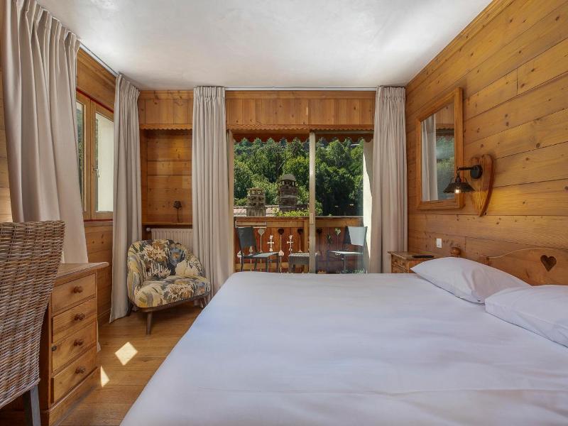 Hotel Les Bains image