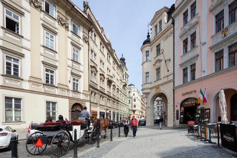 Old Town - Dusni Apartments image