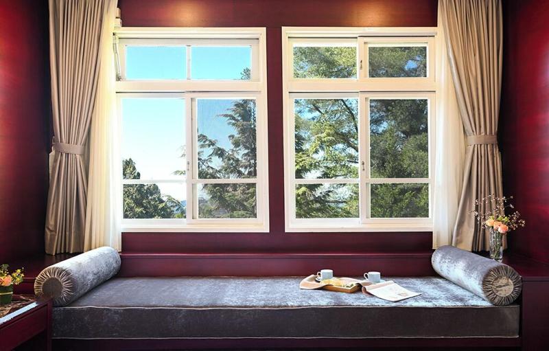 Alishan House - The Modern House image