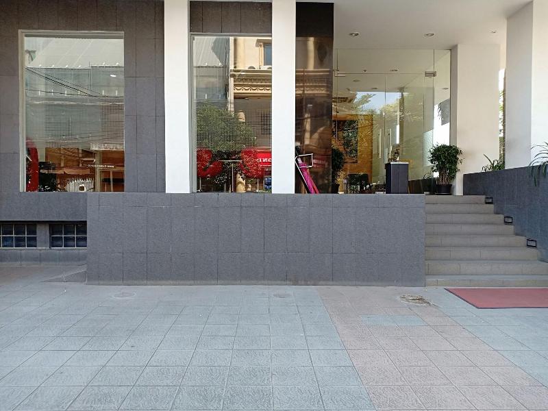 M Hotel Jakarta image