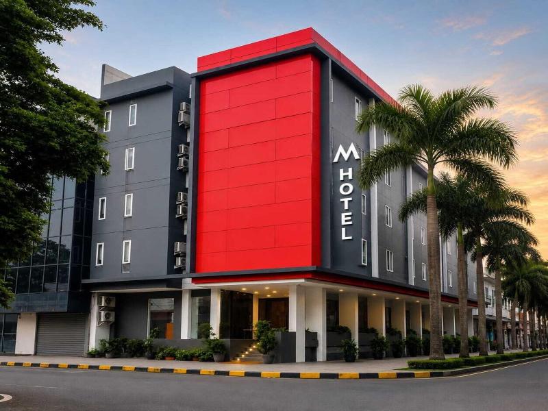 M Hotel Jakarta image