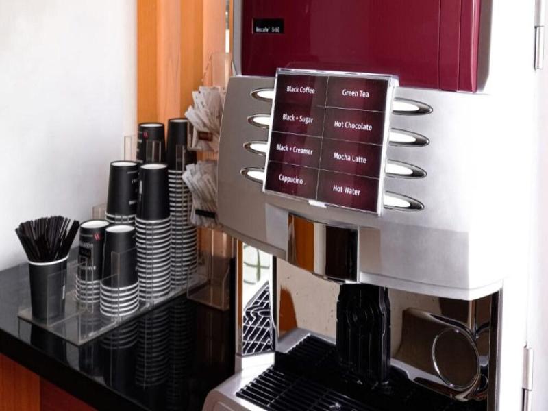 M Hotel Jakarta image