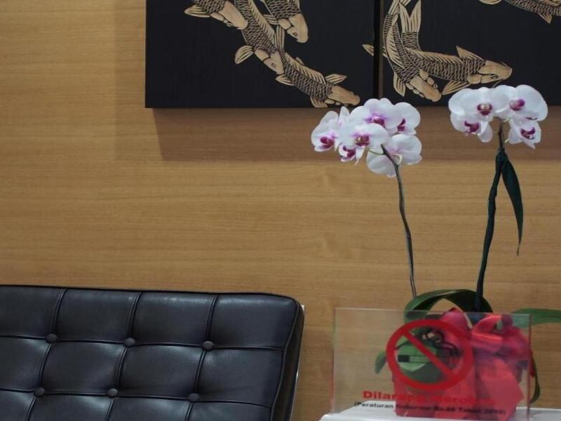 M Hotel Jakarta image