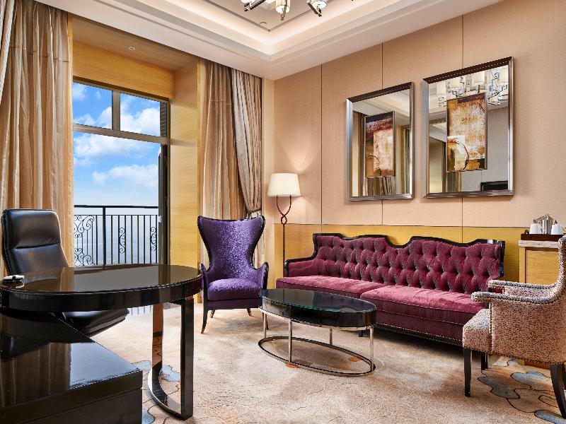 Crowne Plaza Tianjin Jinnan image