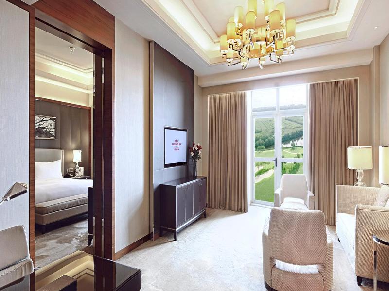 Crowne Plaza Tianjin Jinnan image
