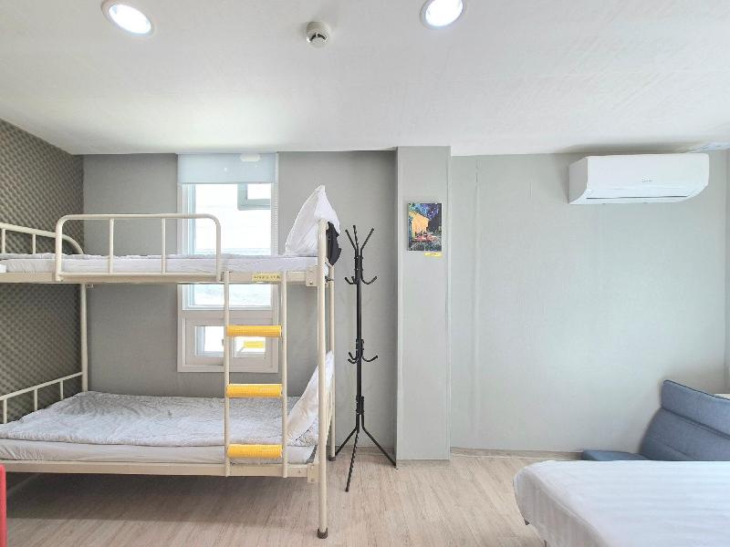 Hostel Tommy image
