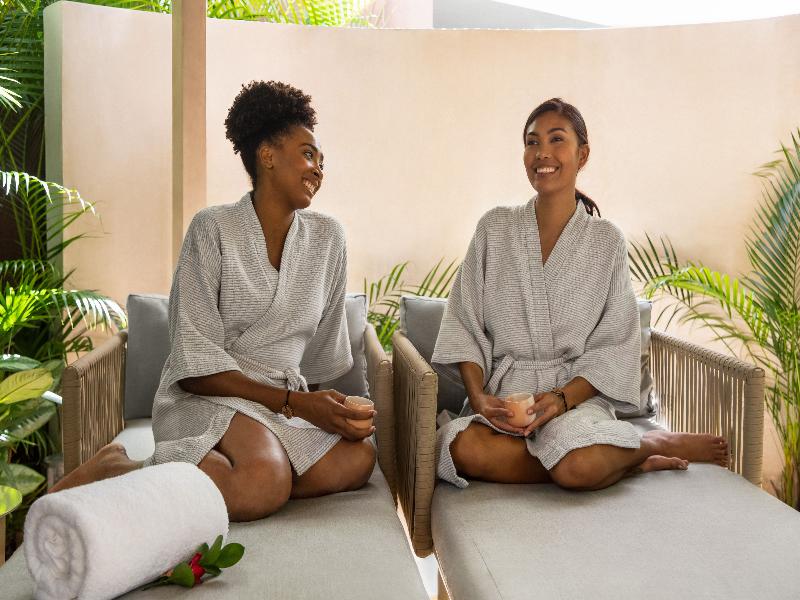 Hilton Cancun Mar Caribe All-Inclusive Resort image