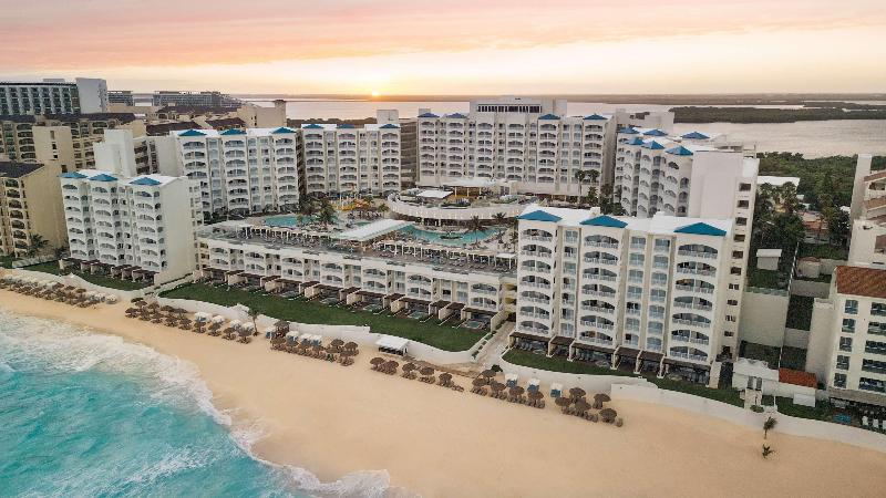 Hilton Cancun Mar Caribe All-Inclusive Resort image