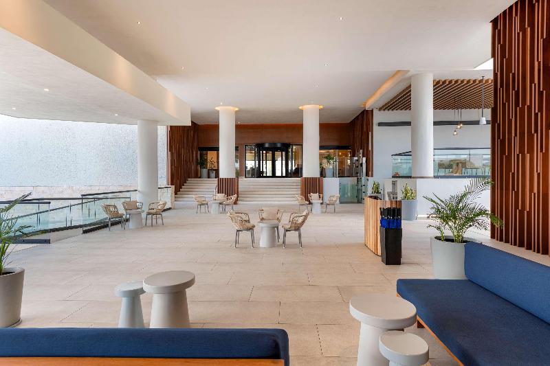 Hilton Cancun Mar Caribe All-Inclusive Resort image
