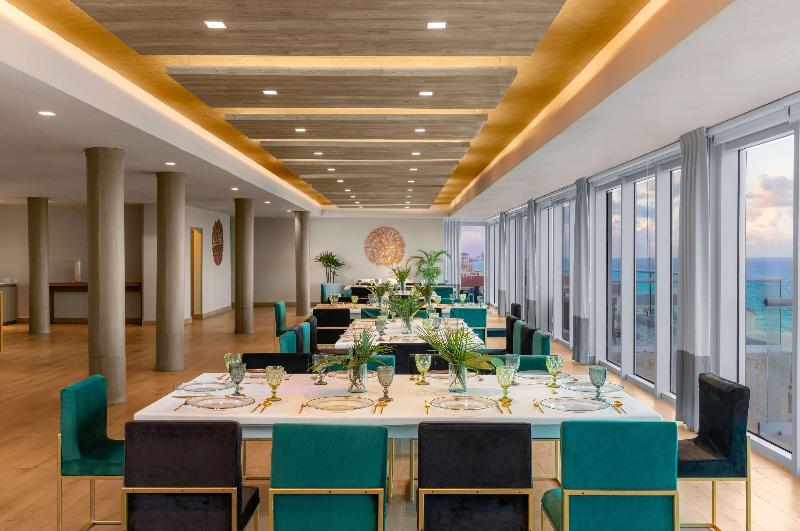 Hilton Cancun Mar Caribe All-Inclusive Resort image