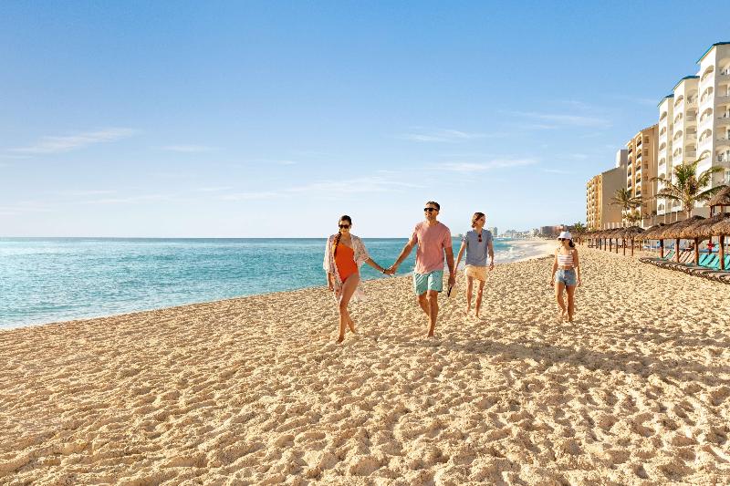 Hilton Cancun Mar Caribe All-Inclusive Resort image