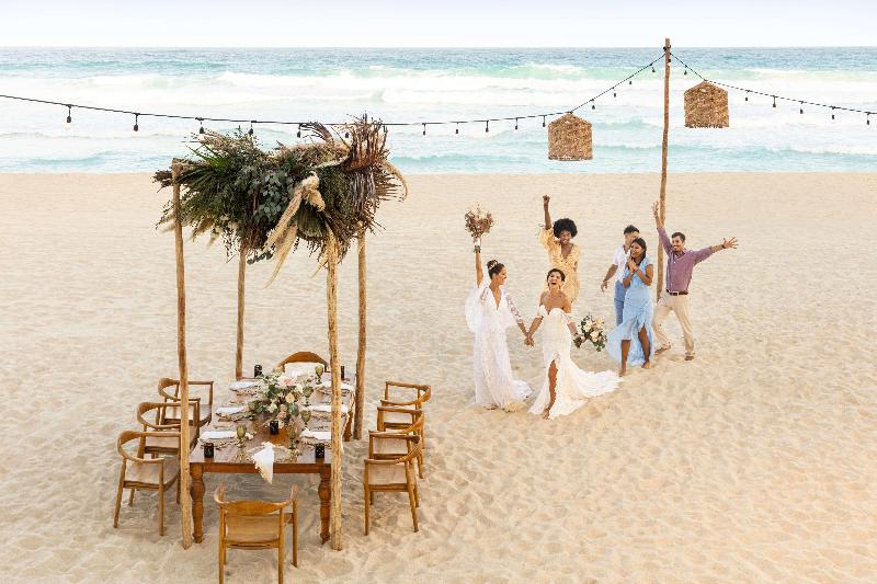 Hilton Cancun Mar Caribe All-Inclusive Resort image