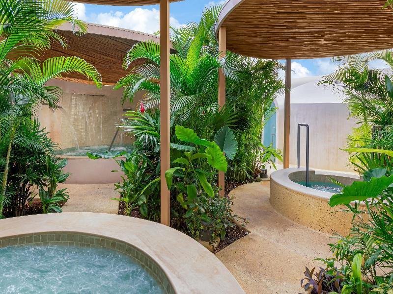 Hilton Cancun Mar Caribe All-Inclusive Resort image