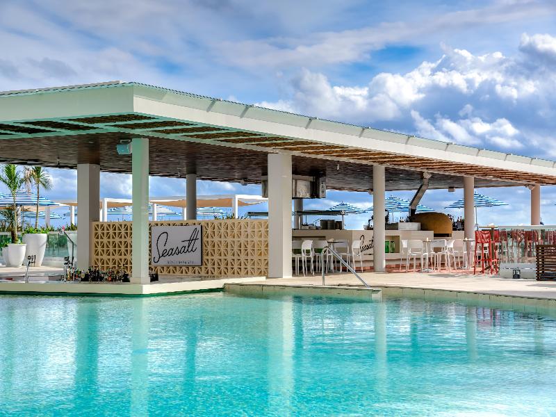 Hilton Cancun Mar Caribe All-Inclusive Resort image