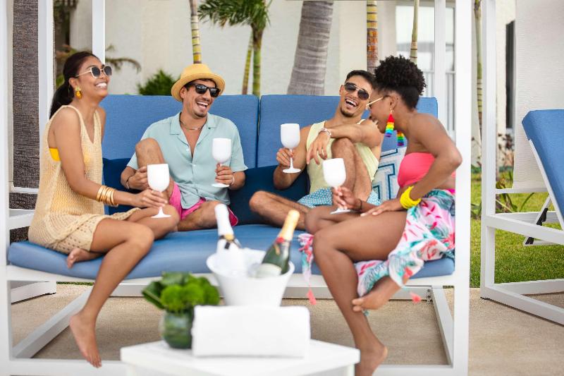 Hilton Cancun Mar Caribe All-Inclusive Resort image