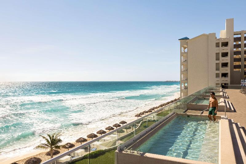 Hilton Cancun Mar Caribe All-Inclusive Resort image