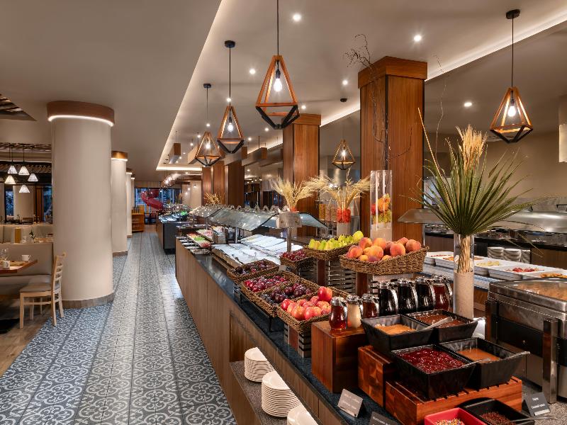 Hilton Cancun Mar Caribe All-Inclusive Resort image