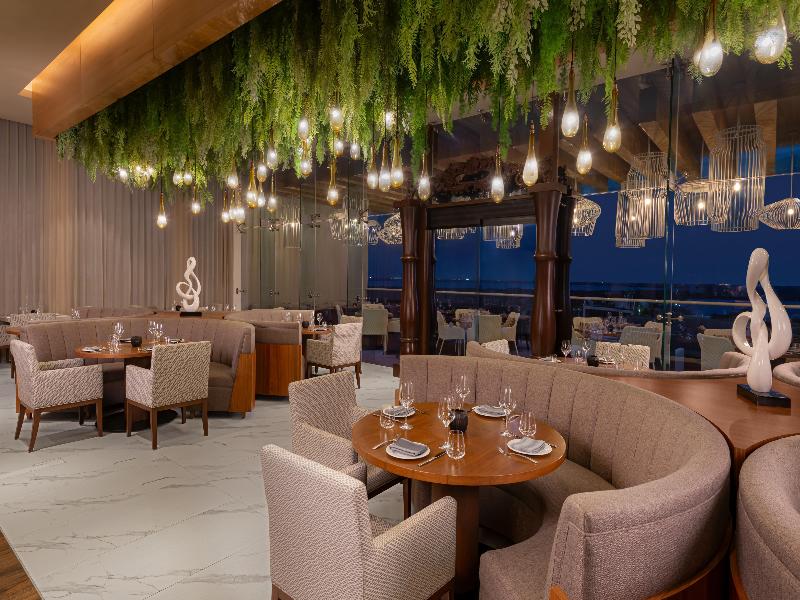 Hilton Cancun Mar Caribe All-Inclusive Resort image