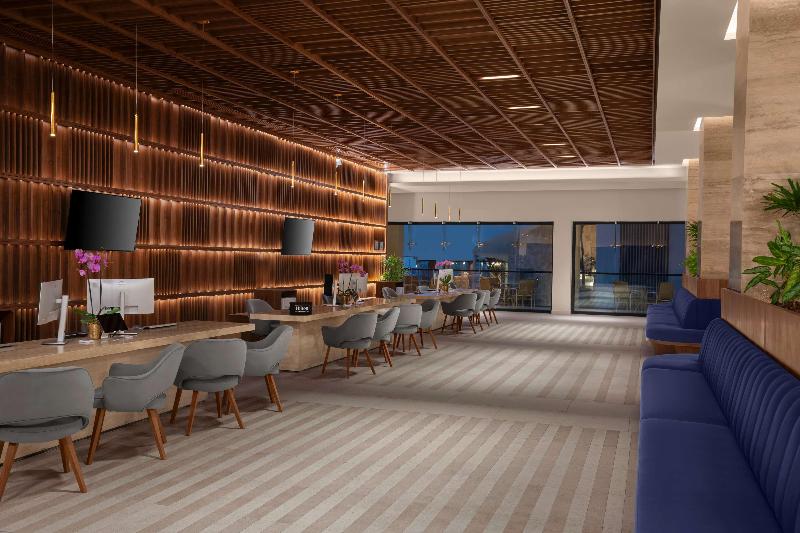Hilton Cancun Mar Caribe All-Inclusive Resort image