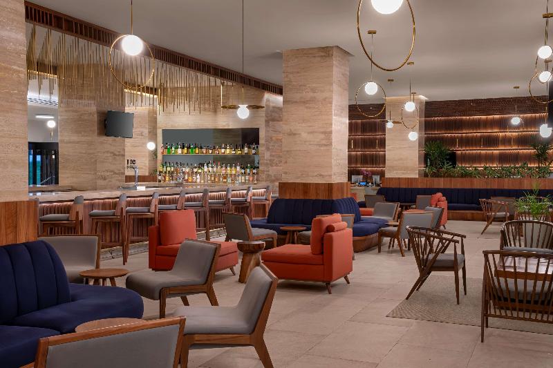 Hilton Cancun Mar Caribe All-Inclusive Resort image