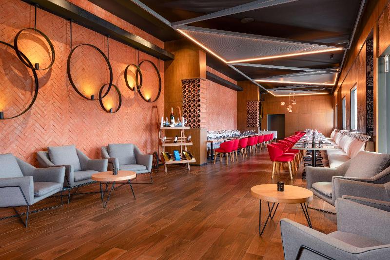 Hilton Cancun Mar Caribe All-Inclusive Resort image