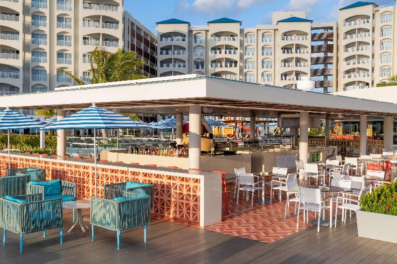 Hilton Cancun Mar Caribe All-Inclusive Resort image