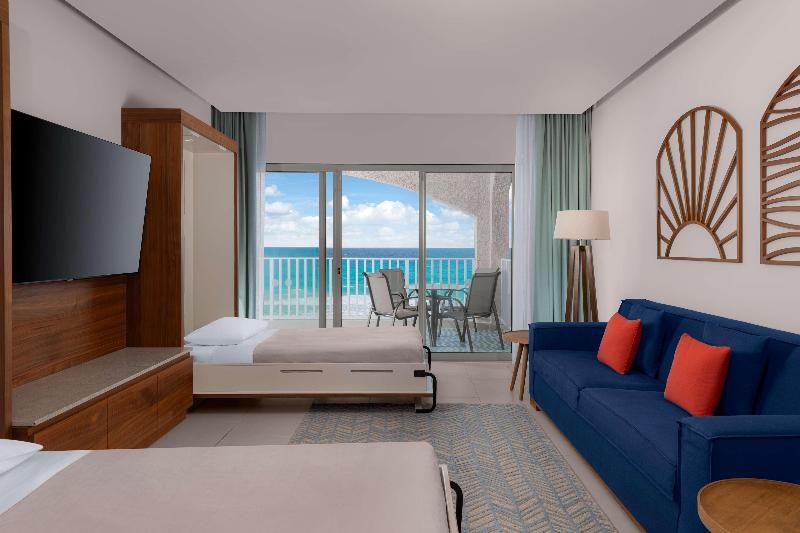 Hilton Cancun Mar Caribe All-Inclusive Resort image