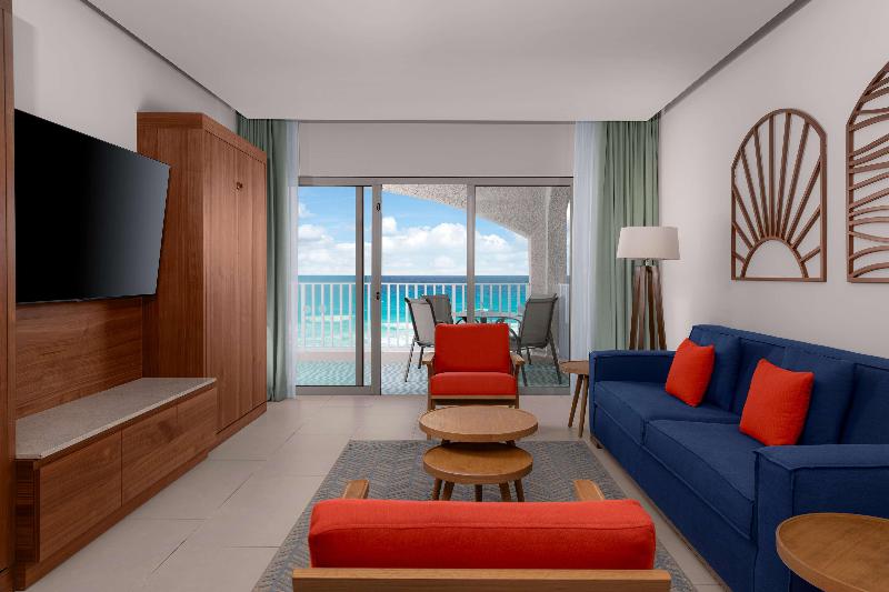 Hilton Cancun Mar Caribe All-Inclusive Resort image