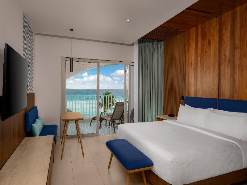 Hilton Cancun Mar Caribe All-Inclusive Resort image