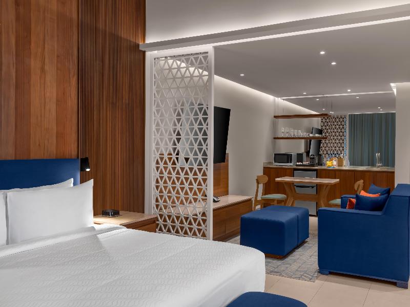 Hilton Cancun Mar Caribe All-Inclusive Resort image