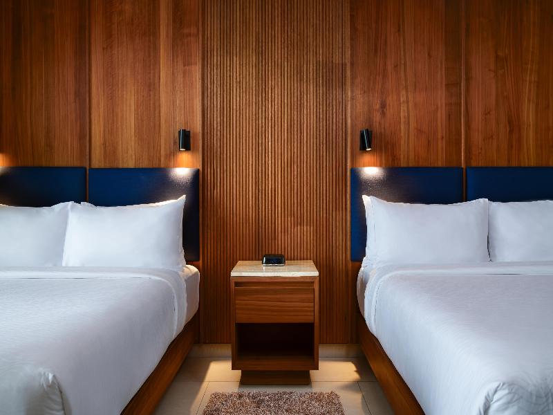 Hilton Cancun Mar Caribe All-Inclusive Resort image