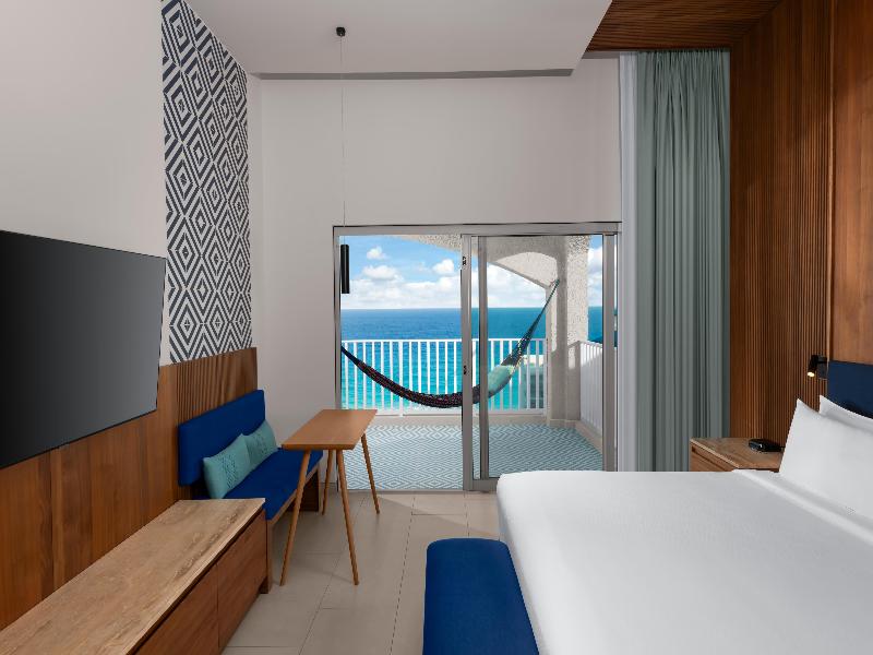 Hilton Cancun Mar Caribe All-Inclusive Resort image