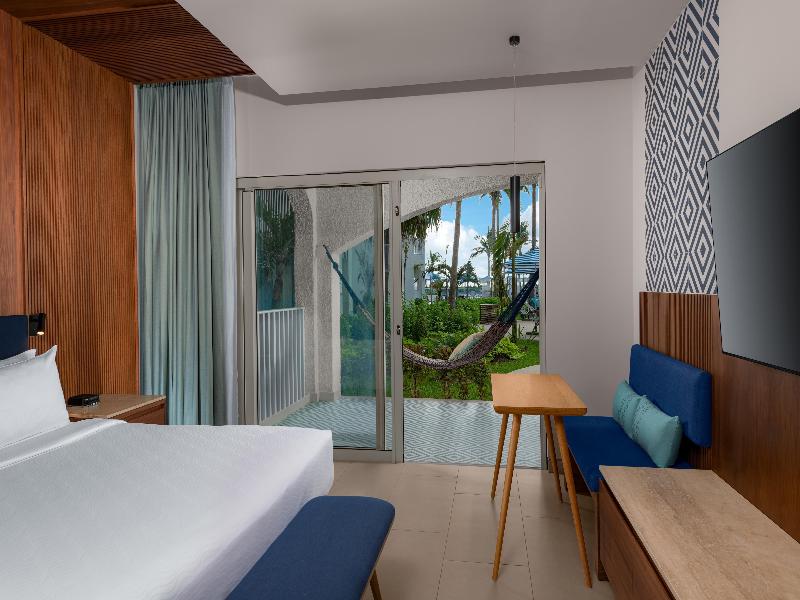 Hilton Cancun Mar Caribe All-Inclusive Resort image