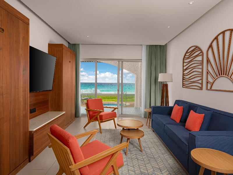 Hilton Cancun Mar Caribe All-Inclusive Resort image