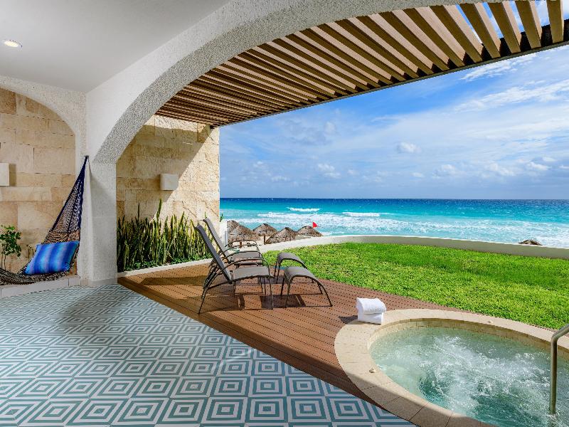 Hilton Cancun Mar Caribe All-Inclusive Resort image