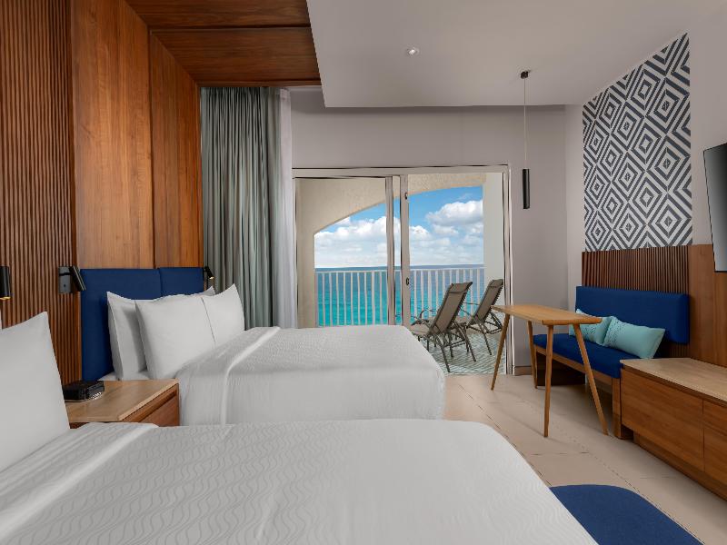 Hilton Cancun Mar Caribe All-Inclusive Resort image