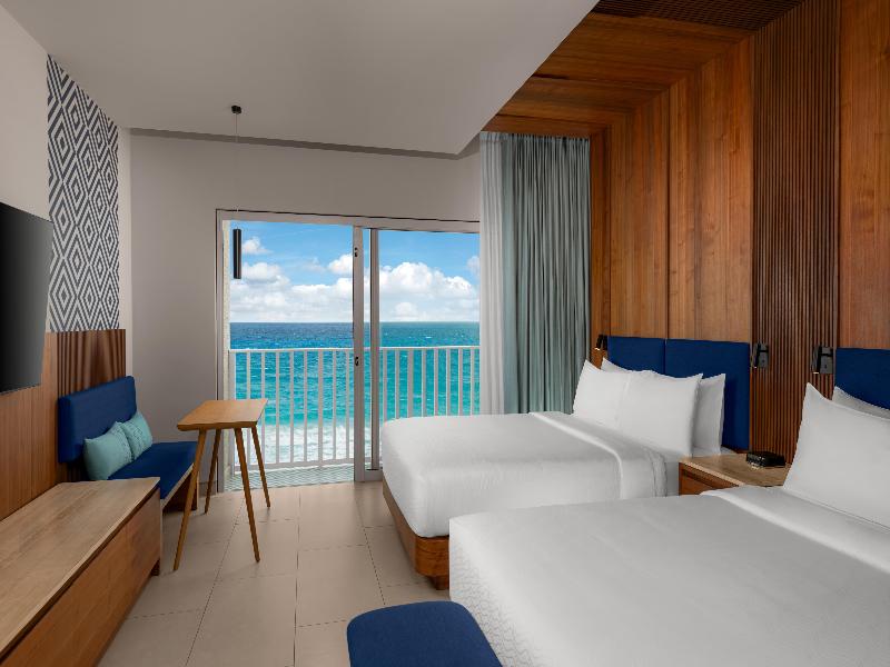 Hilton Cancun Mar Caribe All-Inclusive Resort image