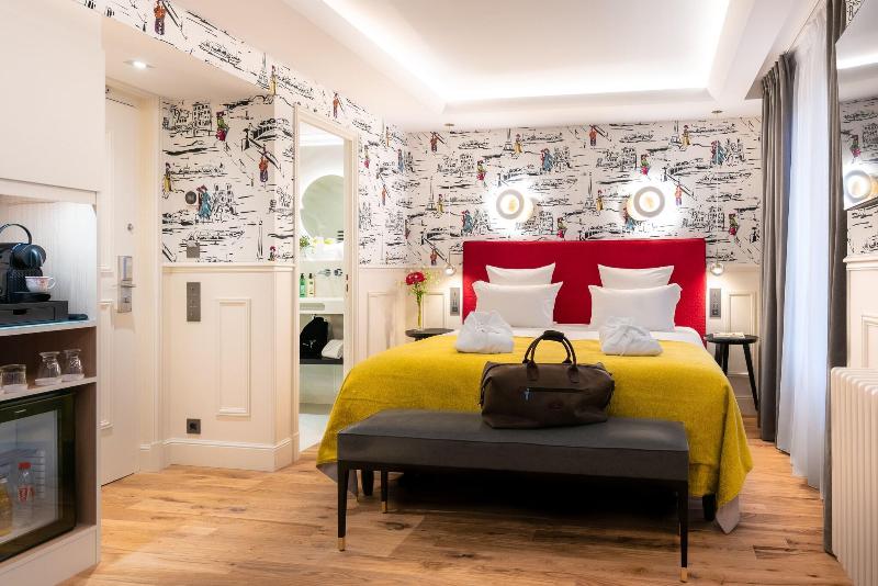 Hotel Cambon image