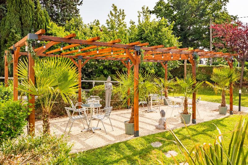 Sure Hotel by Best Western Port Jerome - Le Havre image