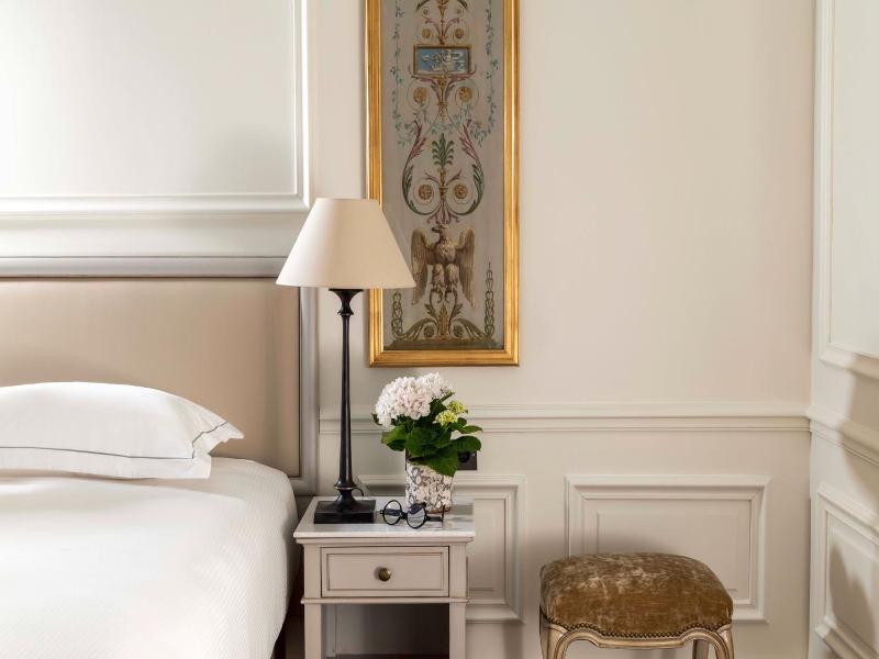 Hotel Quai Voltaire image