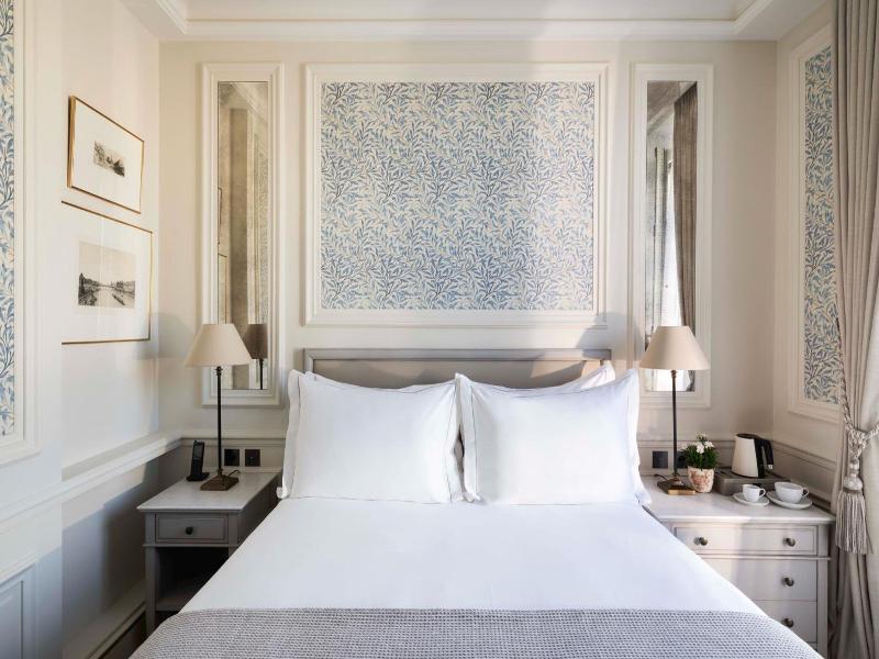 Hotel Quai Voltaire image