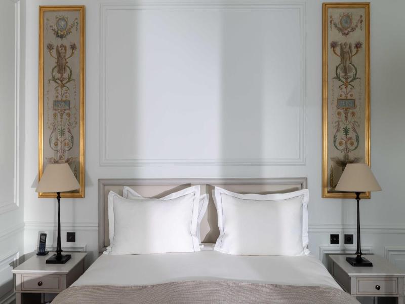 Hotel Quai Voltaire image