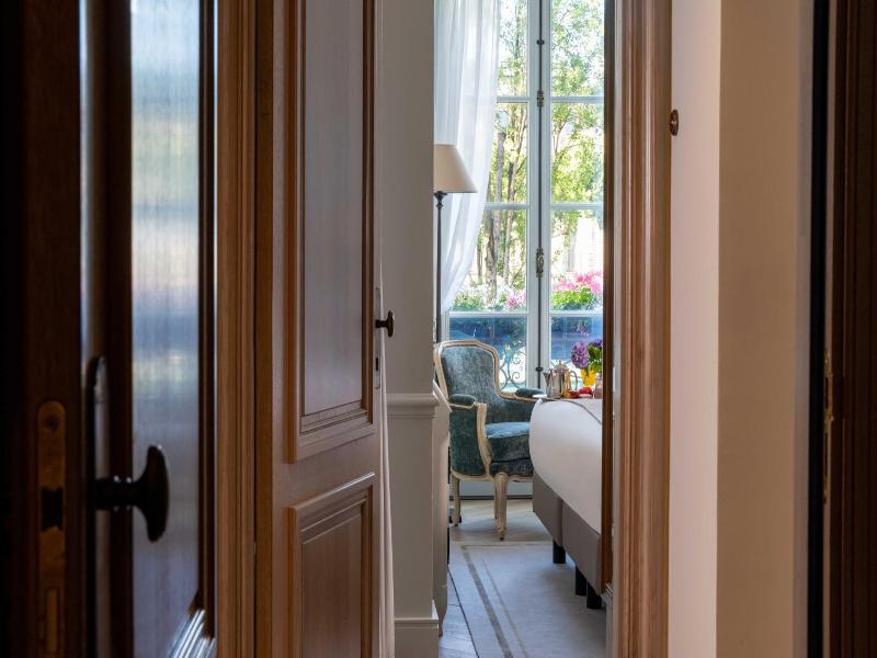 Hotel Quai Voltaire image
