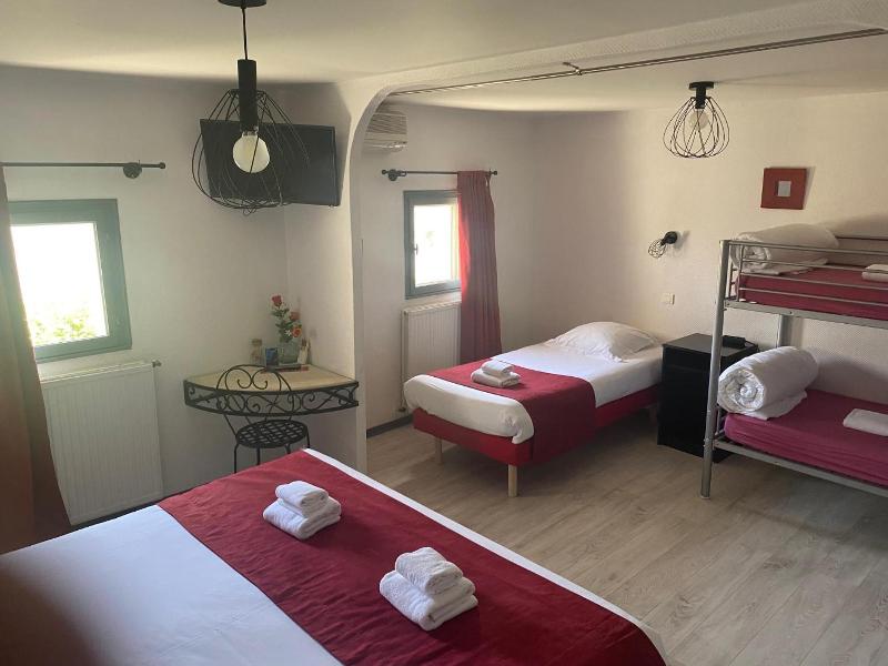 Hostellerie De La  Source image