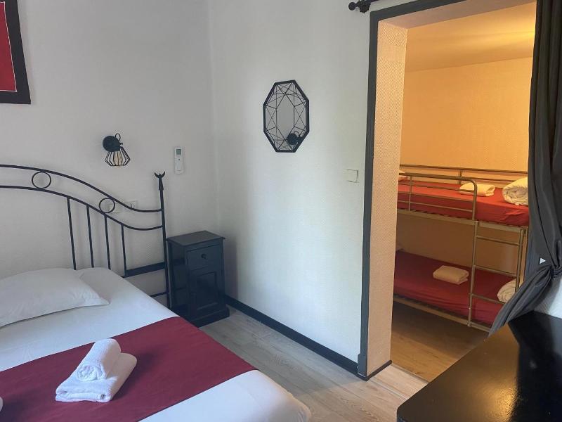 Hostellerie De La  Source image