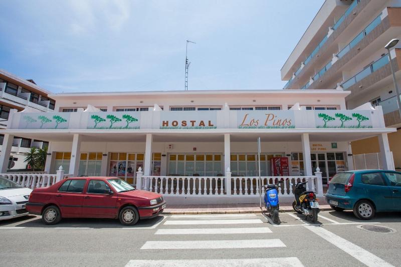 Hostal Los Pinos — general view