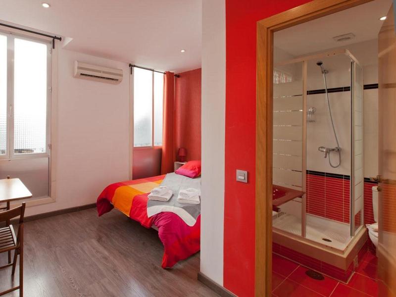 Hostal Abril image