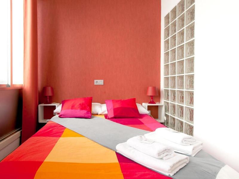 Hostal Abril image