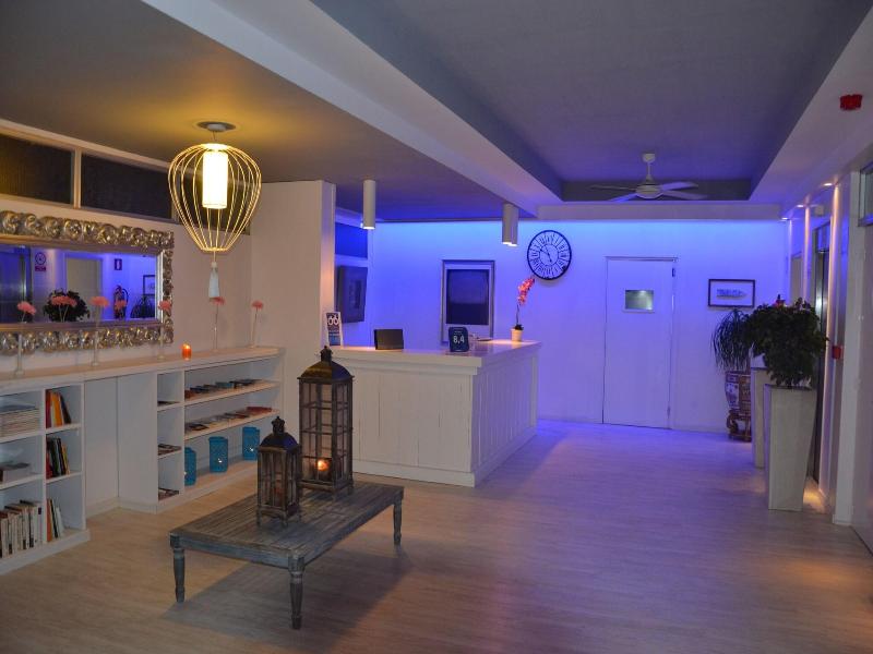 El Solvi Hotel image
