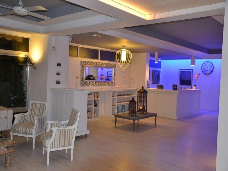 El Solvi Hotel image